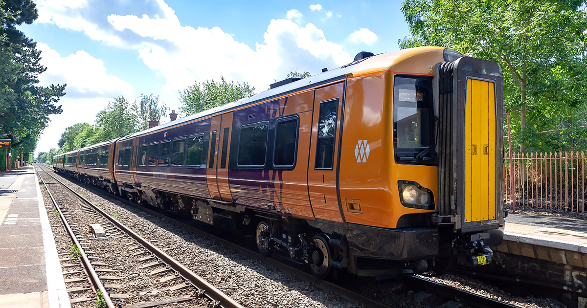 west midlands travel trains